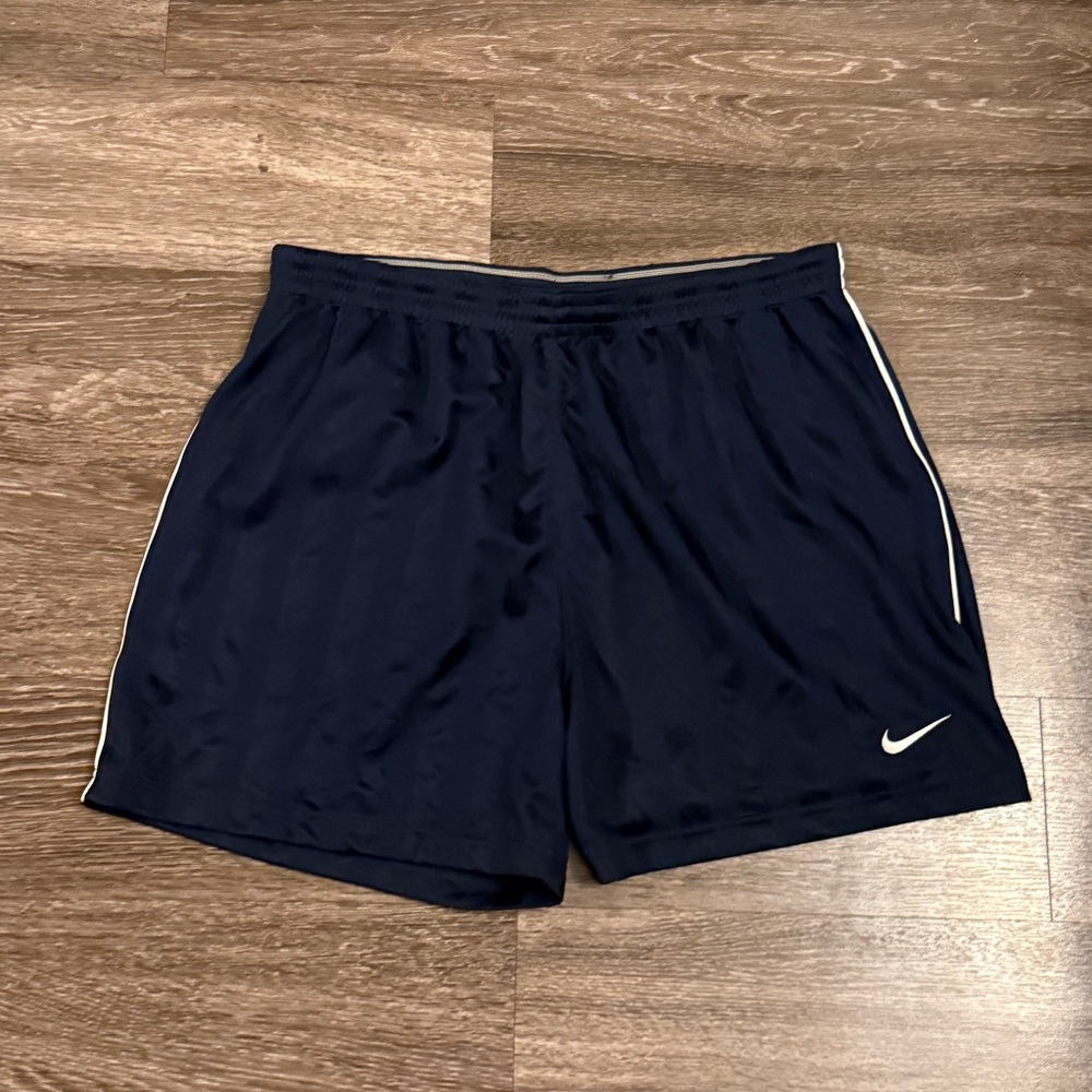 Nike Black Athletic Shorts Lightweight Elastic Waist